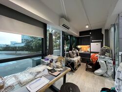 Oxley Bizhub (D14), Factory #567431721